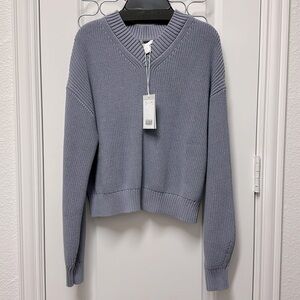 BRAND NEW COS V- neck sweater size XS